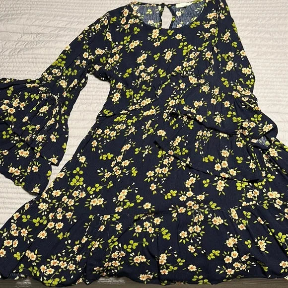 easel | Dresses | Easel Beth Dutton Dress | Poshmark